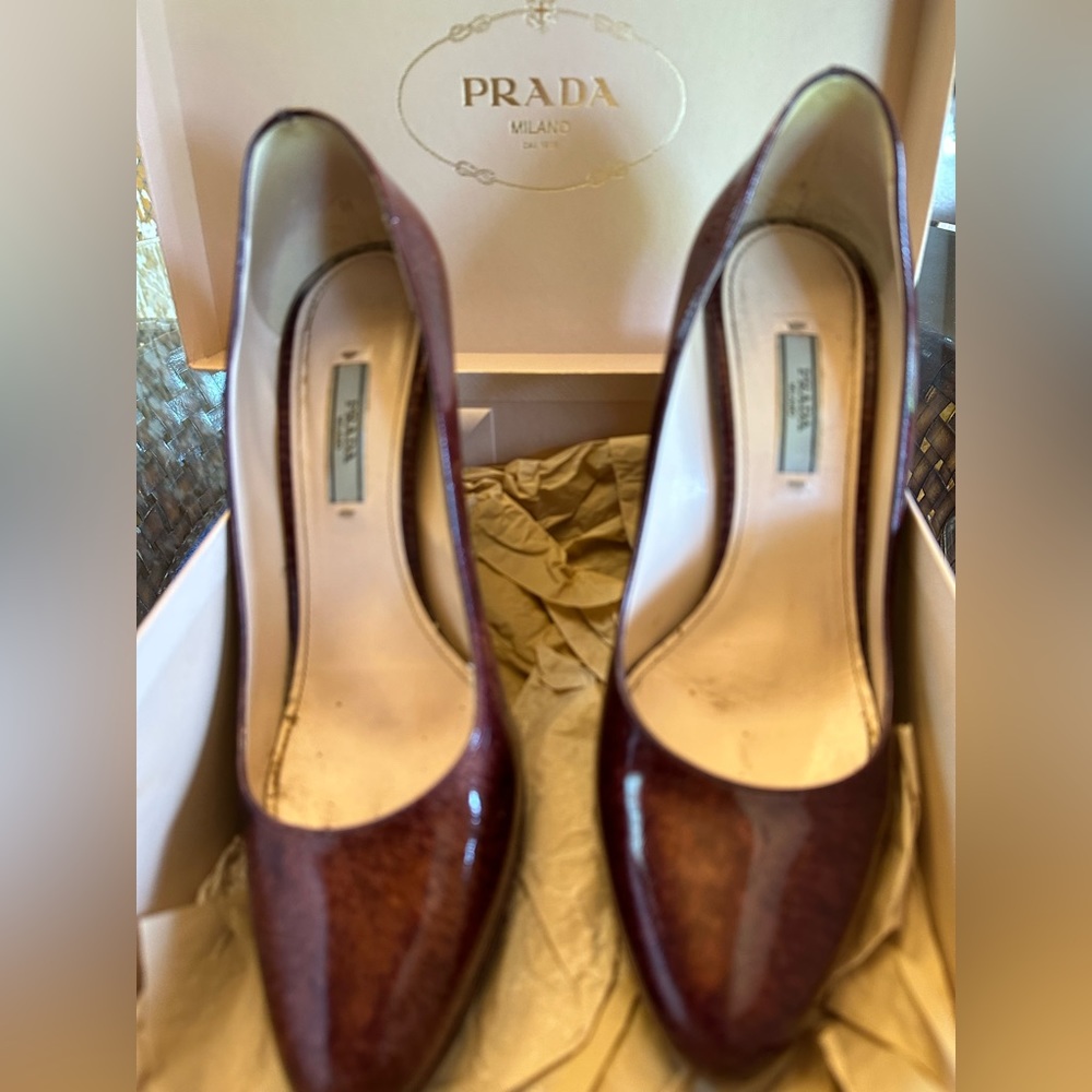 Prada Vernice Pony heels size 9 1/2